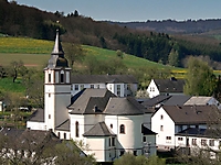 Kirche, Dorfgemeinschaftshaus