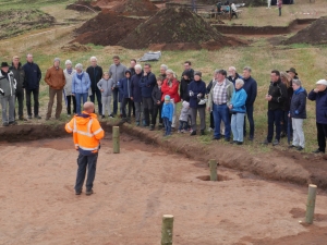 Die erste F&uuml;hrung mit Dr. Peter Henrich
