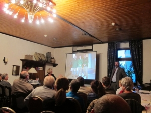 Dr. Marcus Reuter w&auml;hrend des Vortrags