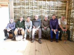 6-Pfosten-Bau - Flechtwerkaktion beendet